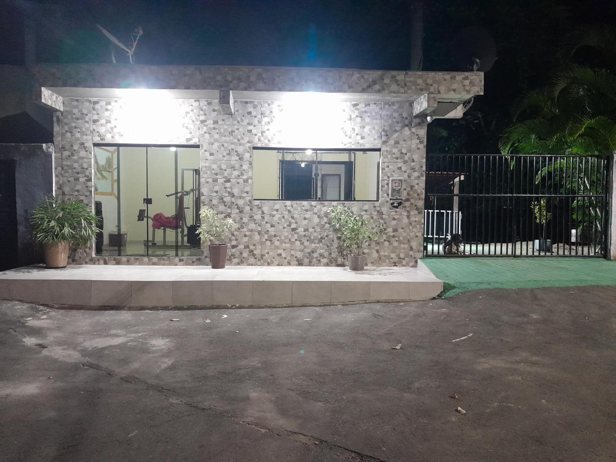 Residencial Villa Salvador Bagian luar foto
